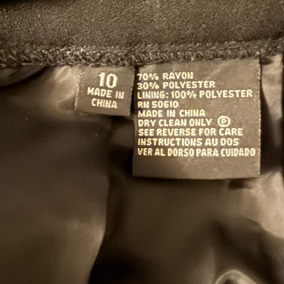 VTG Kasper ASL 2 piece black skirt suit. Size 10. - Picture 9 of 9